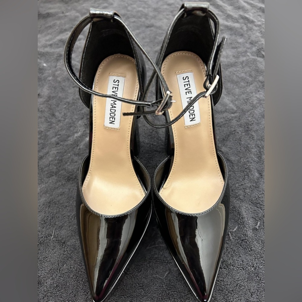 Steve Madden Platforms Size 7